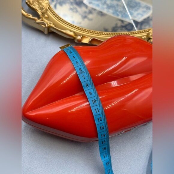 🆕 LULU GUINNESS 🧿 NWOT Iconic Lips Perspex Clutch - Burnt Orange Red - Picture 16 of 16